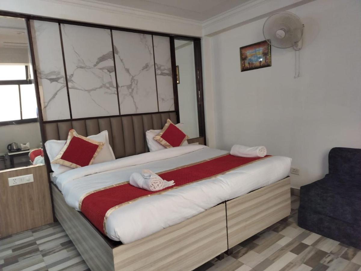 Hotel Clink New Delhi Airport ภายนอก รูปภาพ