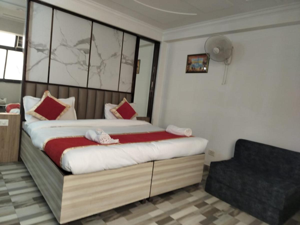 Hotel Clink New Delhi Airport ภายนอก รูปภาพ