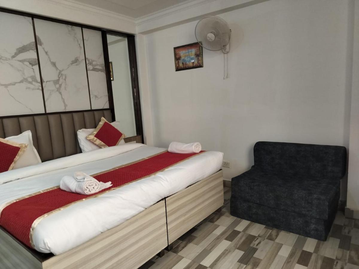 Hotel Clink New Delhi Airport ภายนอก รูปภาพ