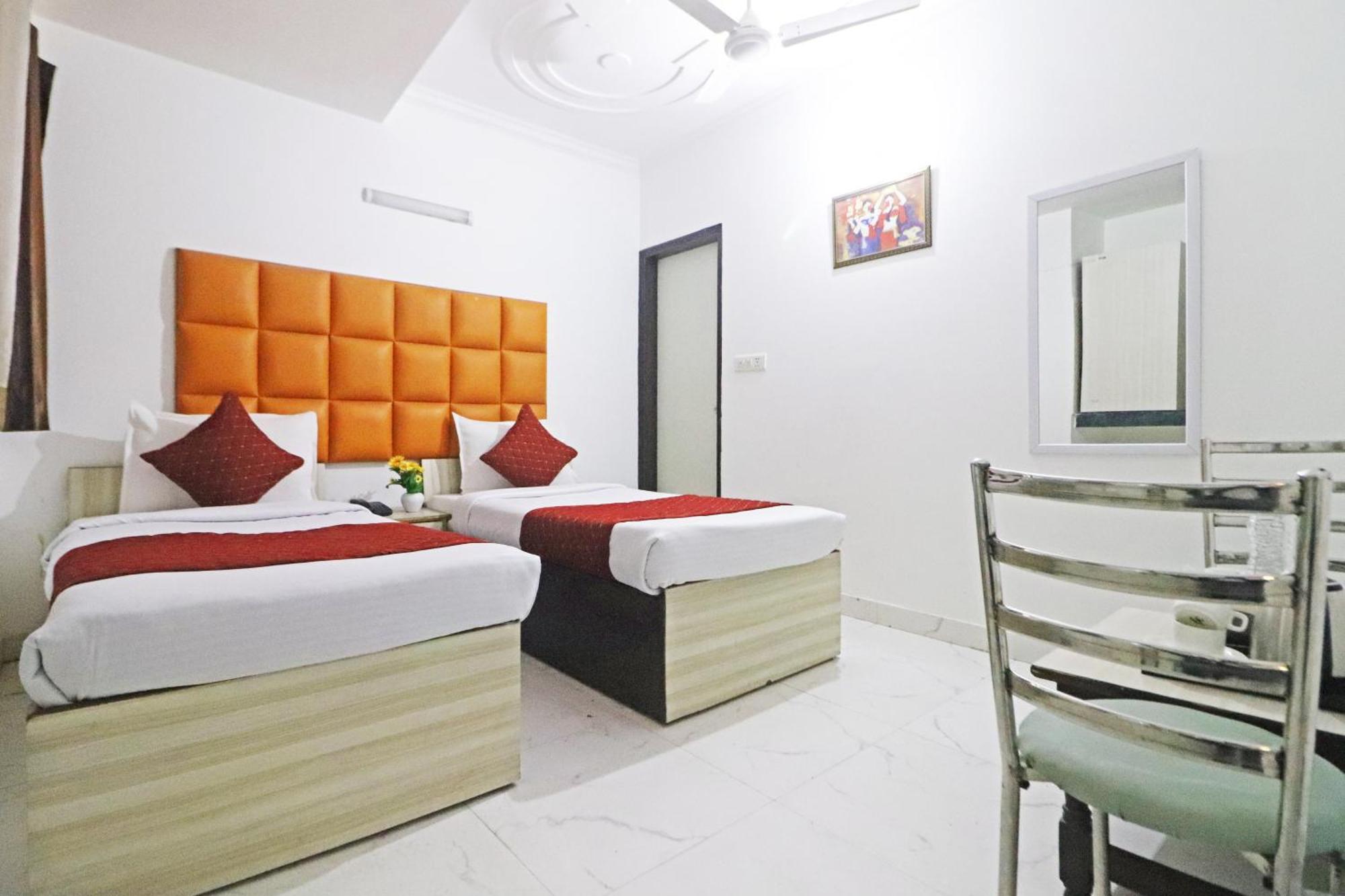 Hotel Clink New Delhi Airport ภายนอก รูปภาพ